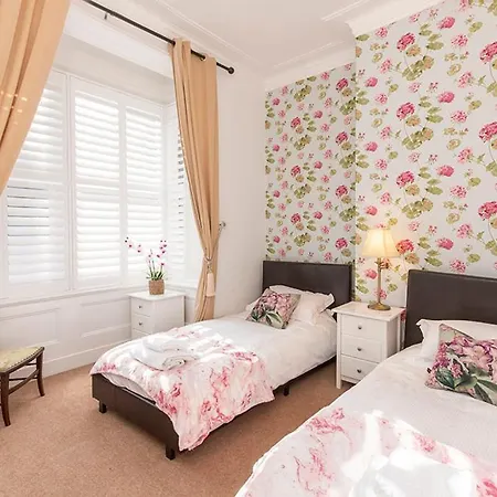 York City Centre Holiday Apartment *